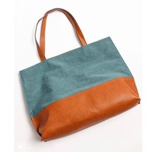 Street Level Mixed-Material Reversible Tote